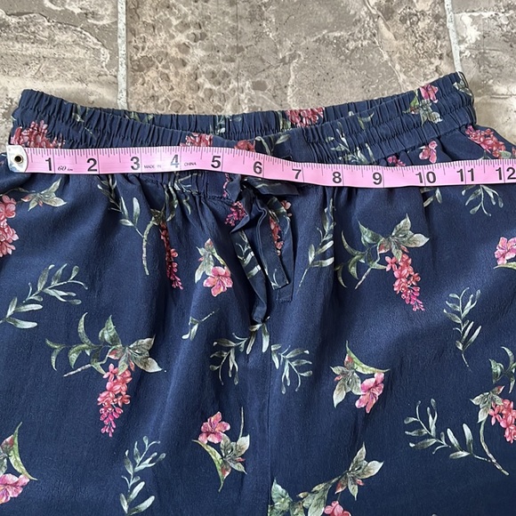 Silk floral pants - Picture 6 of 8